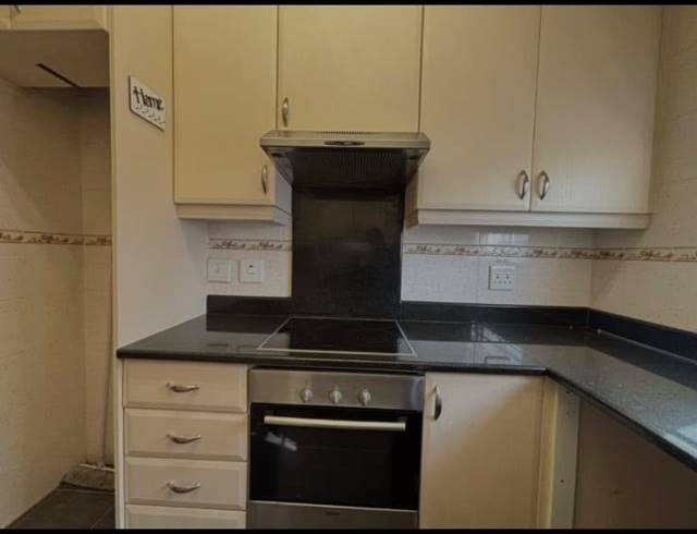 1.5 BEDROOM APARTMENT FOR SALE IN GLENWOOD